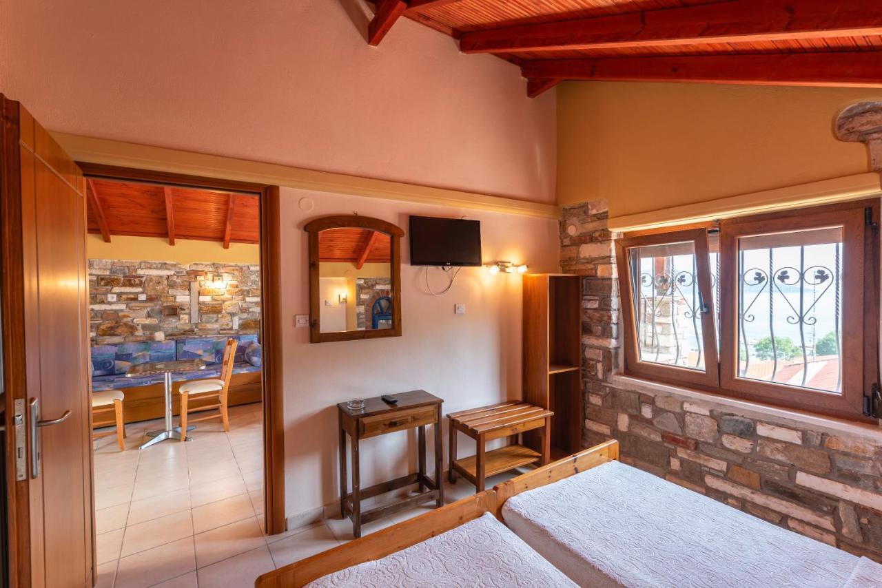 Hotel Castle Pontos Skala Potamia  Esterno foto